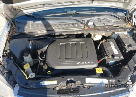 2012 Chrysler Town & Country Touring-L from USA, damaged, VIN 2C4RC1CG1CR209092